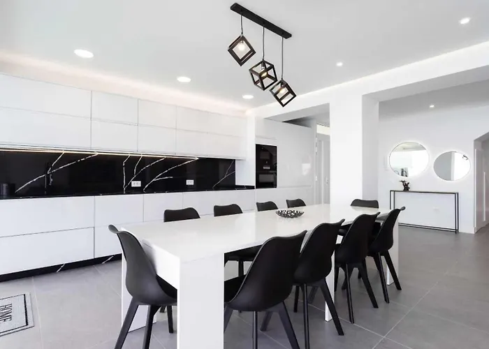 De Lujo En El فيلة ساوزال