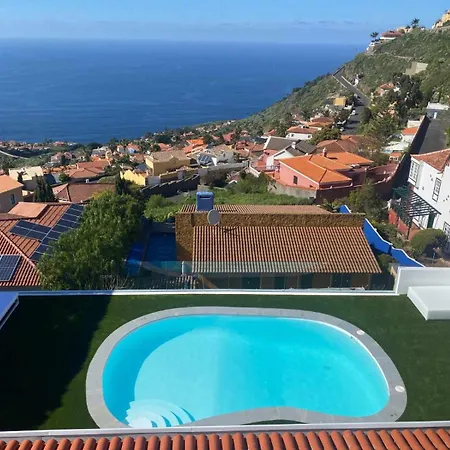 De Lujo En El 빌라 *